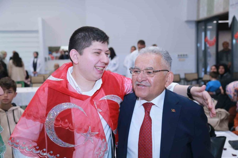 Özel Gençlere Özel Asker Kınası