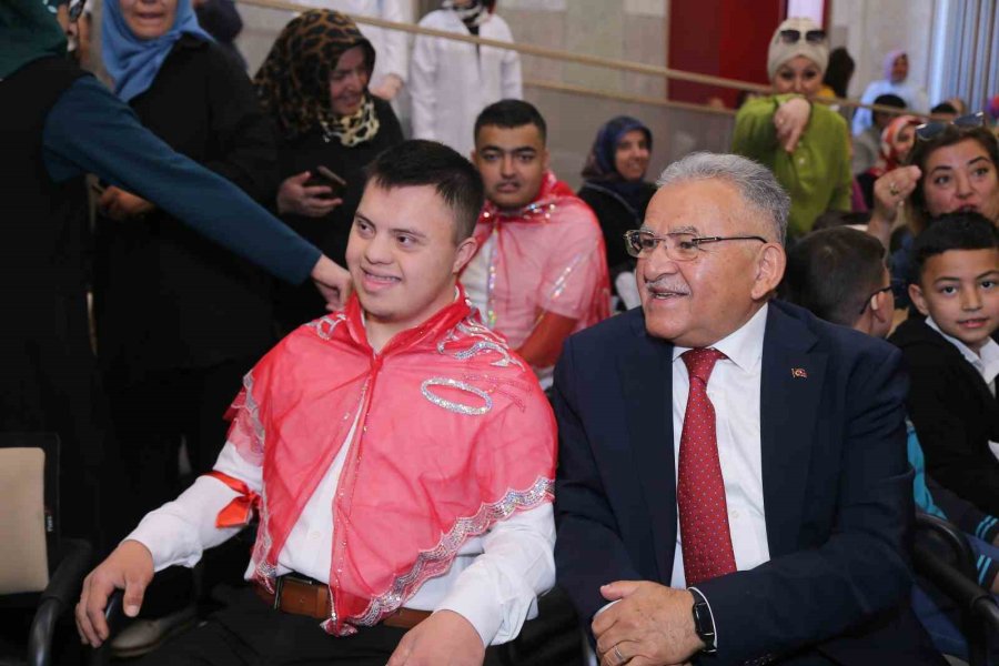 Özel Gençlere Özel Asker Kınası