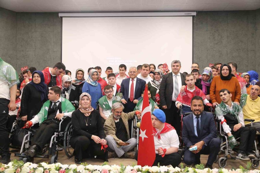 Özel Gençlere Özel Asker Kınası