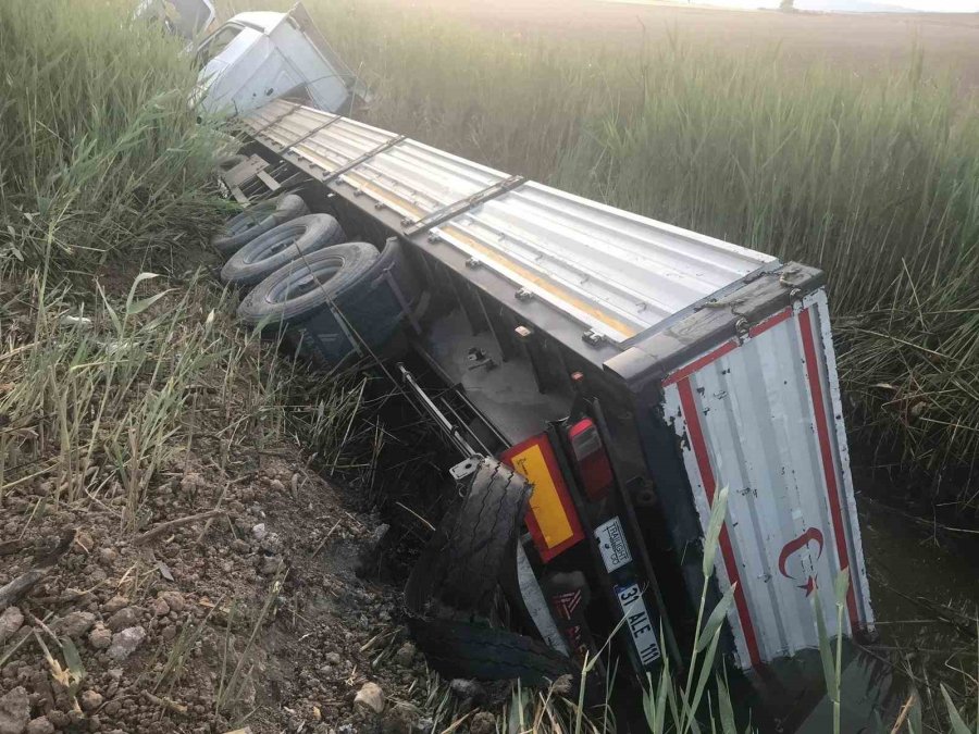 Konya’da Tır Kanala Uçtu: 1 Ölü, 1 Yaralı