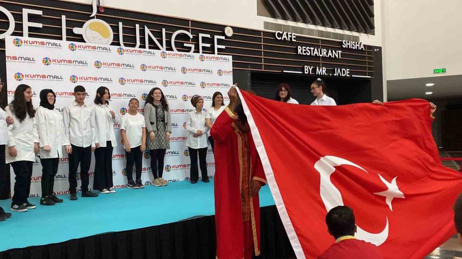 Kumsmall’da ‘engelsiz Kutlama’