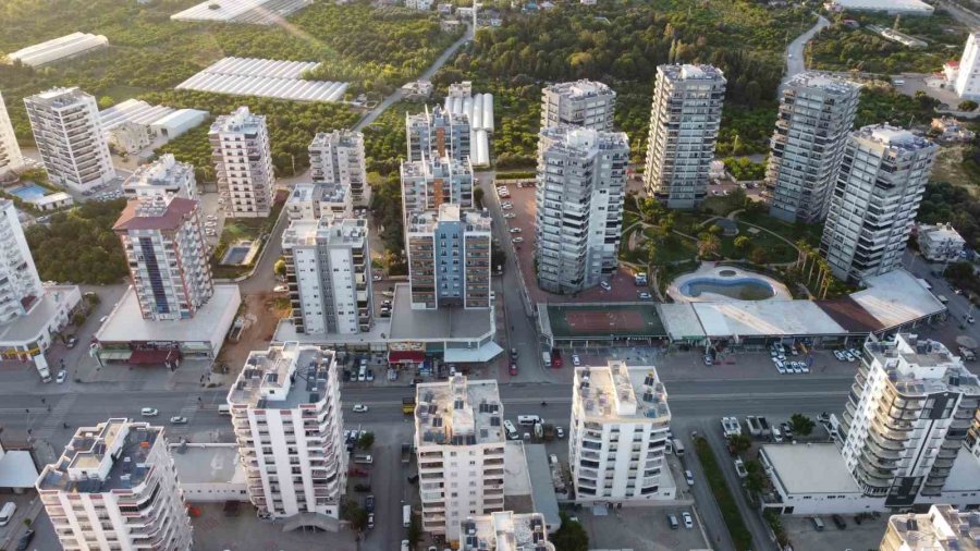 Mersin’de Yabancıların Konut Alımı Düşüyor, Yerlilerin Artıyor