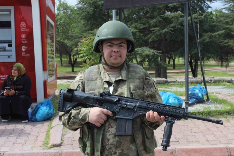 Vatan Aşkı Engel Tanımadı