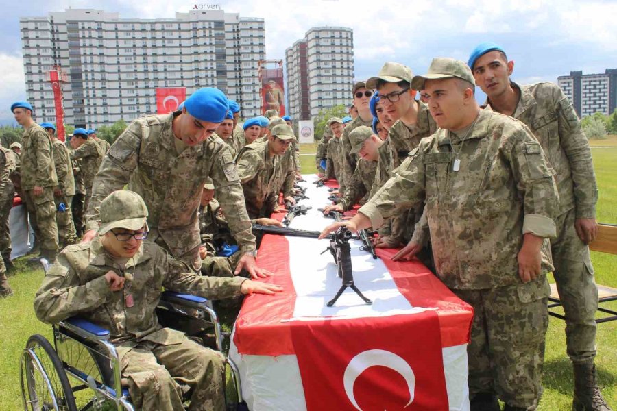 Vatan Aşkı Engel Tanımadı