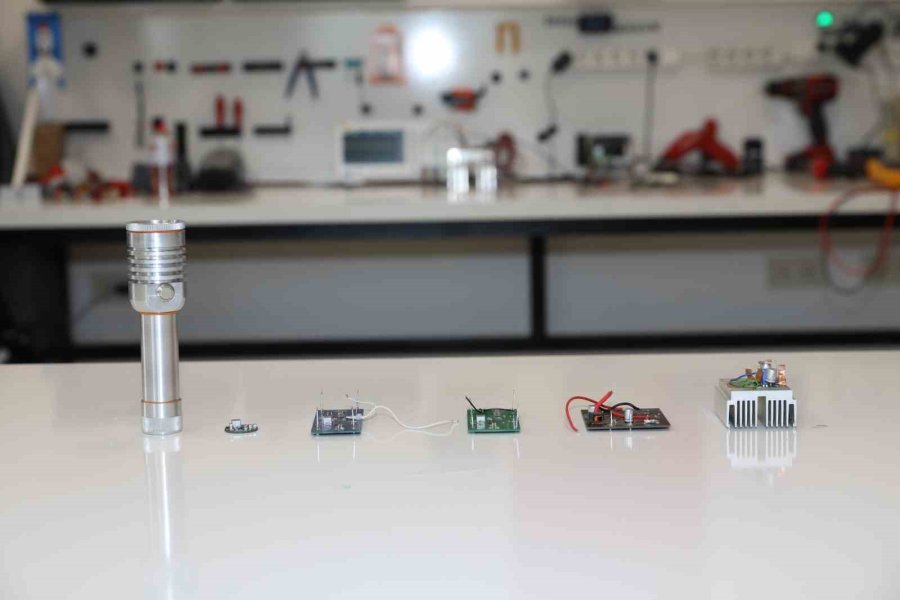 Niğde Teknopark’ta Yüksek Verimli El Feneri Geliştirildi