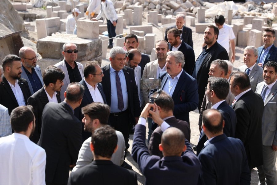 Başkan Palancıoğlu, Referans Projelerini Meclis Üyelerine Anlattı