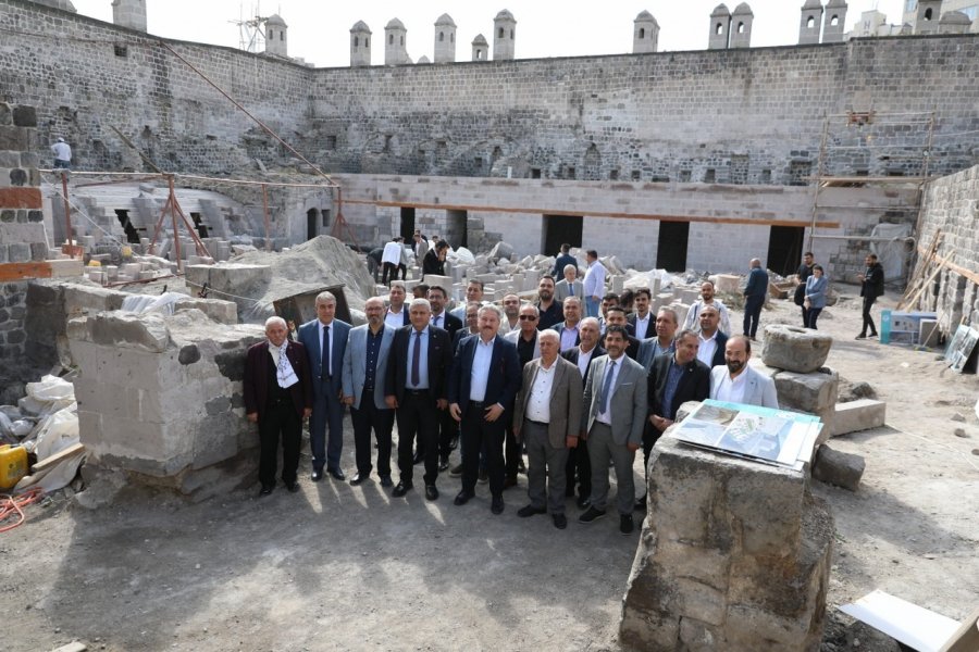 Başkan Palancıoğlu, Referans Projelerini Meclis Üyelerine Anlattı