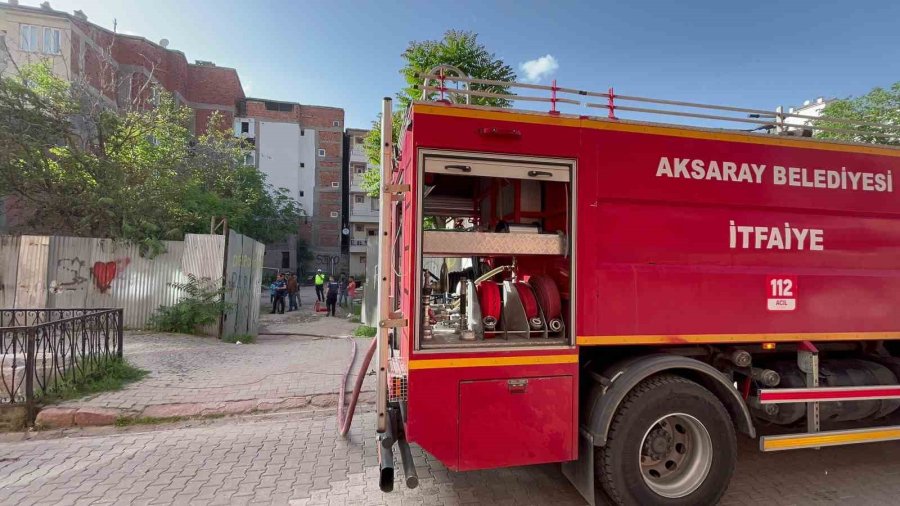 Aksaray’da Atık Kağıt Deposunda Korkutan Yangın