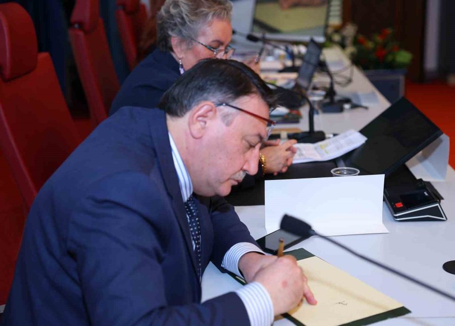 Büyük Şehir Sanat Galerisi Sempozyumu Gerçekleştirildi