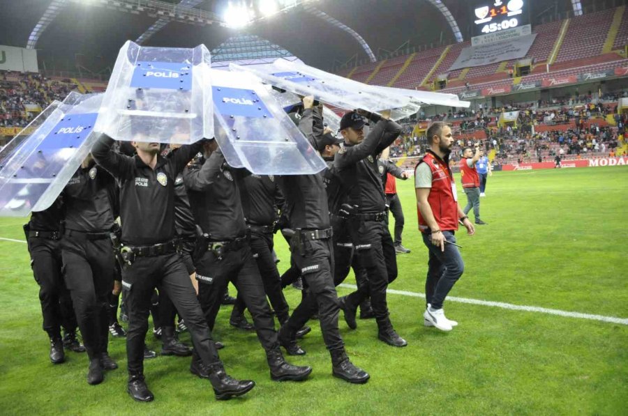 Süper Lig: Kayserispor: 1 - Konyaspor: 1 (ilk Yarı)