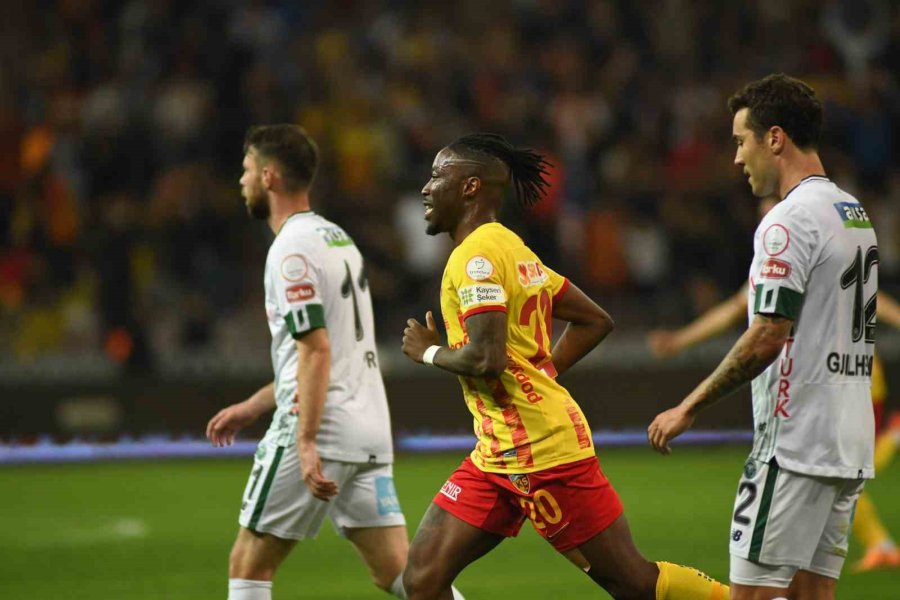 Trendyol Süper Lig: Kayserispor: 2 - Konyaspor: 2 (maç Sonucu)