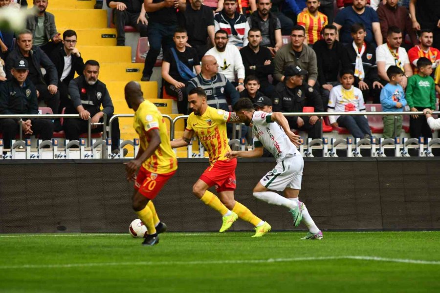 Trendyol Süper Lig: Kayserispor: 0 - Konyaspor: 0 (maç Devam Ediyor)