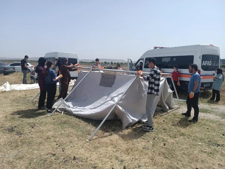 Afad Gönüllüleri Eğitimlerini Tamamladı