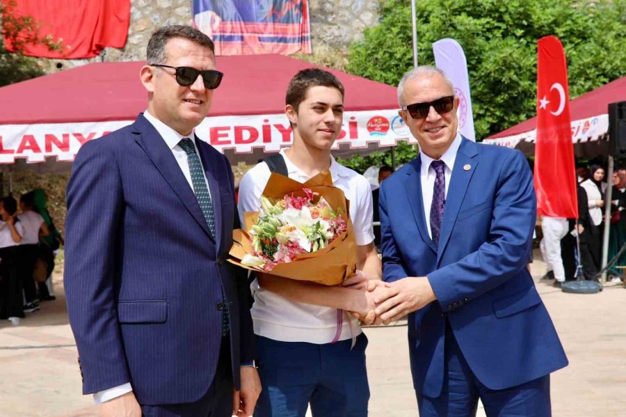 Alanya’da 19 Mayıs Coşkusu Yaşandı