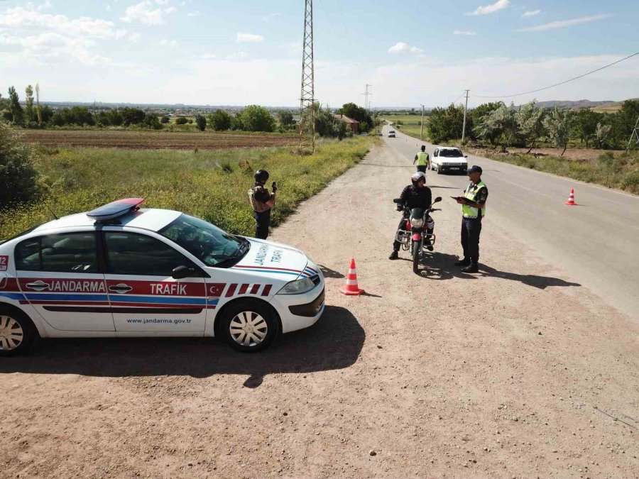 Jandarma Dron İle Havadan Denetliyor