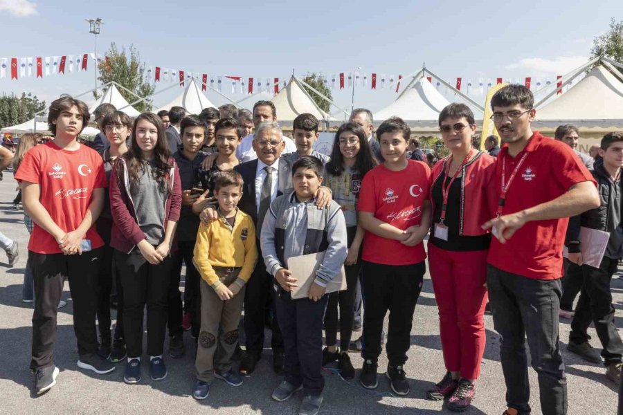 Büyükşehir’den Gençlere Özel Uygulama: ‘genç Kart Kayseri’
