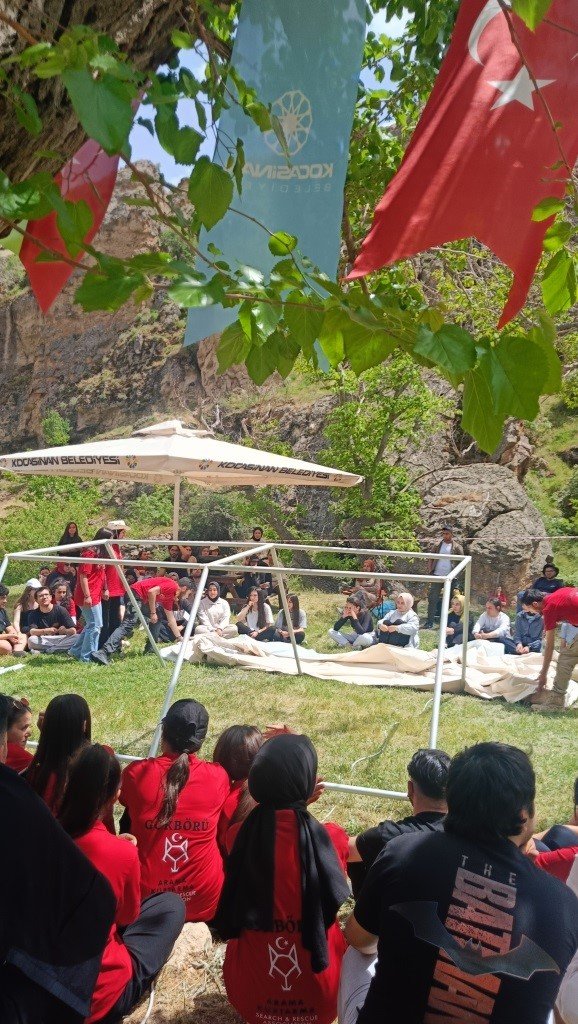 Kocasinan Gençlik Kulübü, Kamp Etkinliğiyle Eşsiz Bir Gün Yaşadı