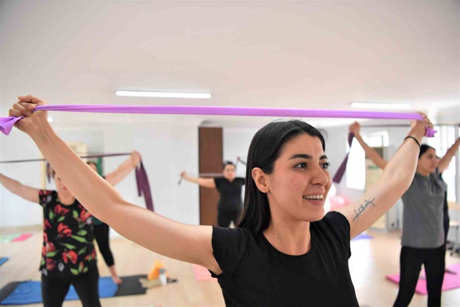Antalya’da Pilates, Yoga Ve Zumba Kurslarına İlgi Büyük