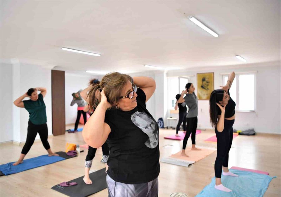 Antalya’da Pilates, Yoga Ve Zumba Kurslarına İlgi Büyük