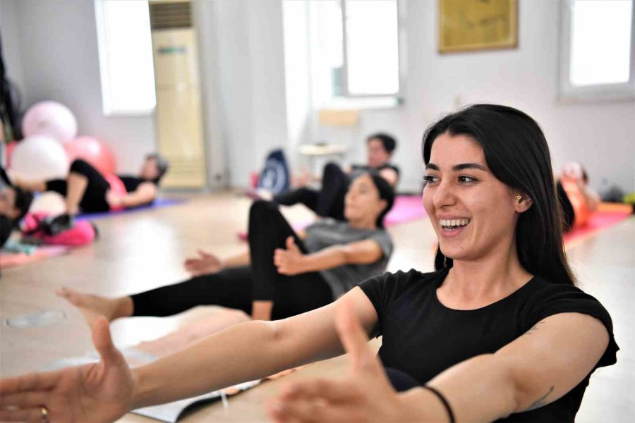 Antalya’da Pilates, Yoga Ve Zumba Kurslarına İlgi Büyük