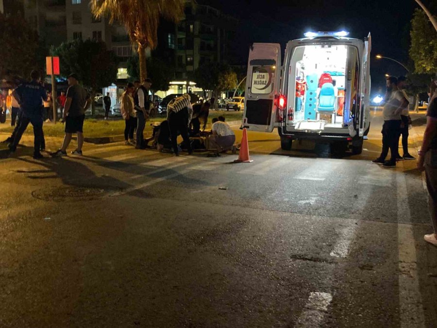 Yolun Karşısına Geçerken Motosikletin Çarptığı Yaşlı Kadın Yaralandı