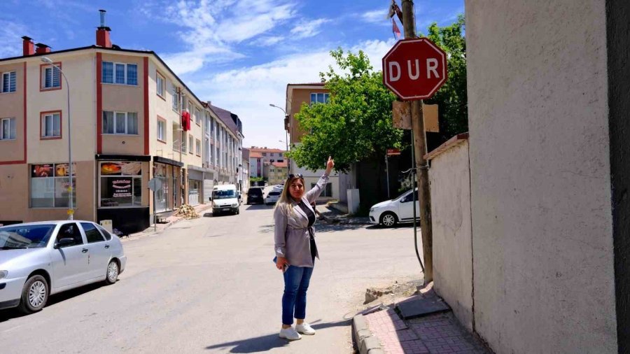 Her Gün Kaza Olan Yola Önlem Alınmıyor