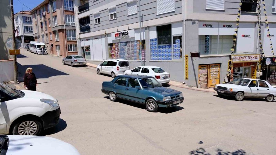 Her Gün Kaza Olan Yola Önlem Alınmıyor