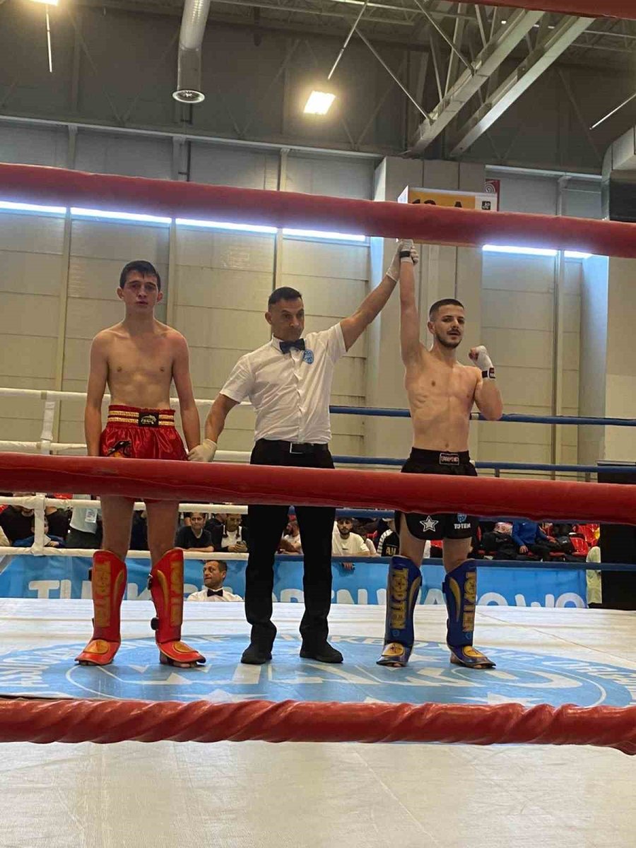 Ay Spor Kulübü’nden Madalya Şov