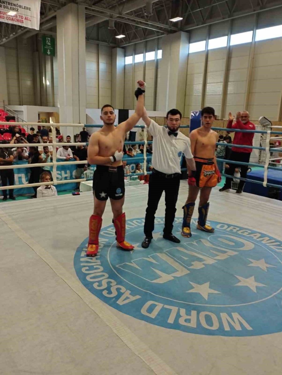 Ay Spor Kulübü’nden Madalya Şov