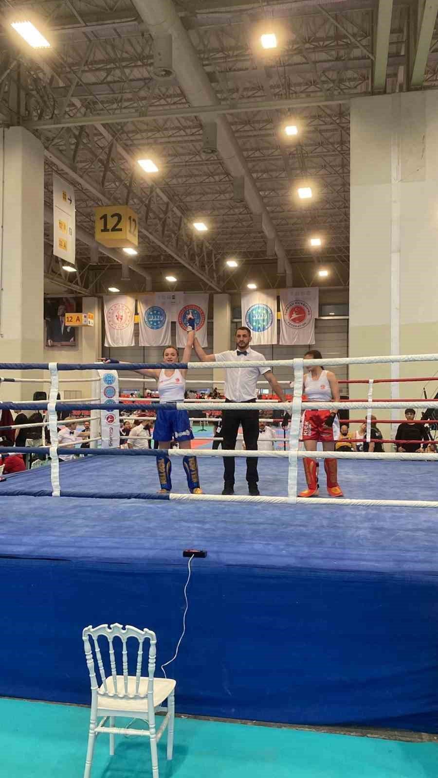 Ay Spor Kulübü’nden Madalya Şov