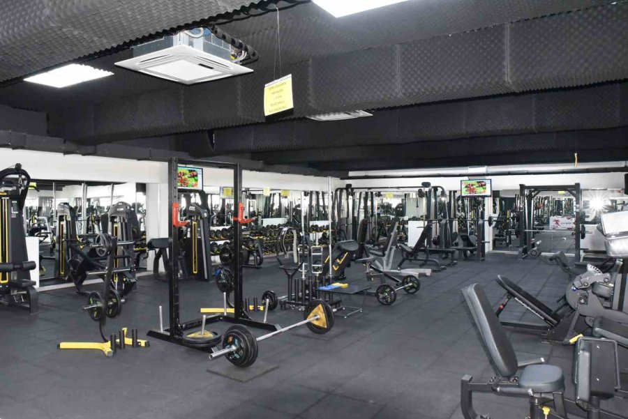 Başkan Büyükkılıç: "büyükşehir Spor Aş’nin 8 Spor Tesisi 20 Bin Üyeye Ulaştı"