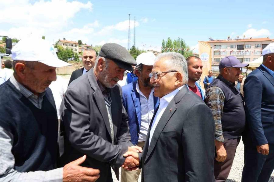 Başkan Büyükkılıç, Pınarbaşı Terminal Ve Ticaret Binası Temel Atma Törenine Katıldı
