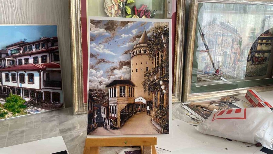 Eşinin Acısını Sanatı İle Dindirdi