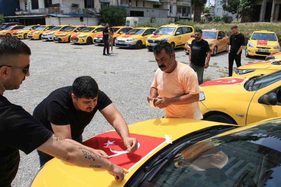 Mersin’de Son Zamanlarda Taksicilere Yönelik Saldırılar Protesto Edildi
