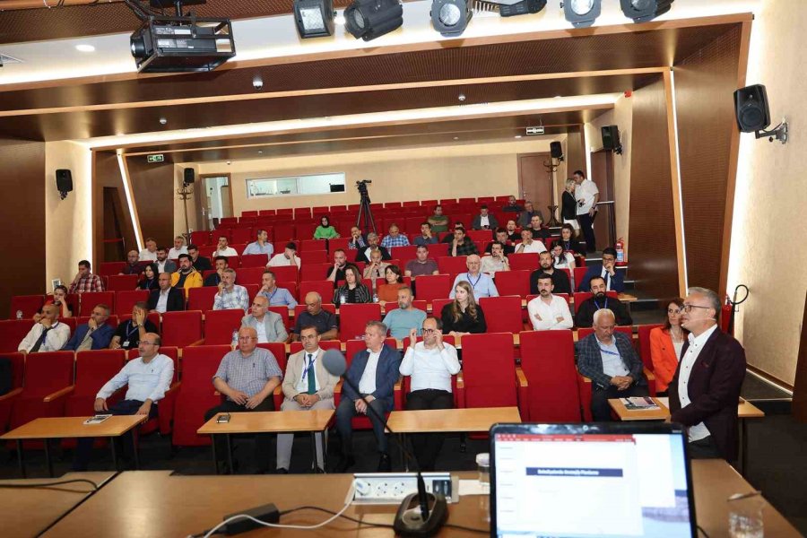 Talas’ta Stratejik Plan Eğitimi Düzenlendi