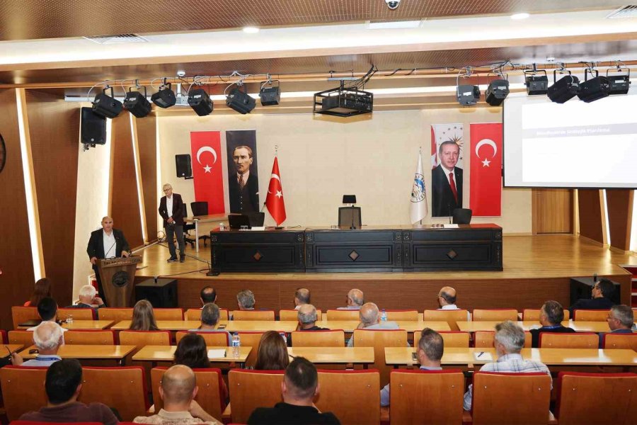 Talas’ta Stratejik Plan Eğitimi Düzenlendi