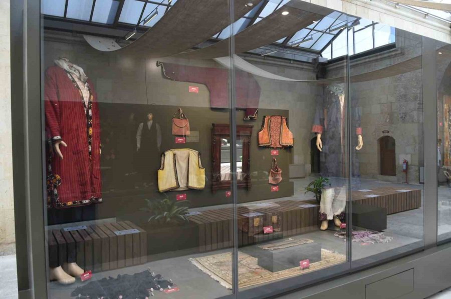 Geçmişin İzleri Tarsus Kültür Evi’nde Hayat Buluyor