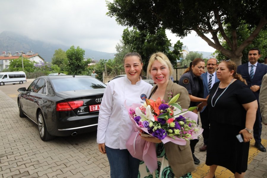 Rektör Özkan: "yapacağımız Projenin Akdeniz Üniversitesi’ne De Kemer’e De Faydası Olsun İstiyoruz"