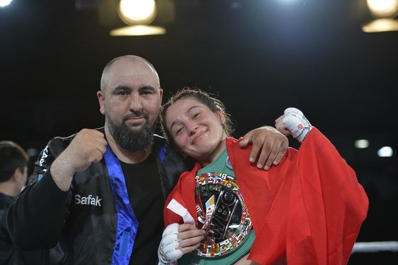 Seren Ay, Dünya Birinciliği İçin Ringe Çıkacak