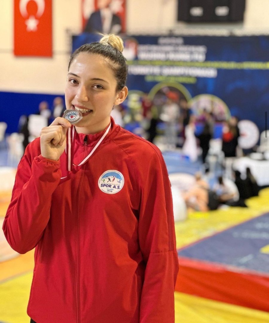 Milli Sporcunun Öldüğü Kazada Otomobil Sürücüsünün Yargılanmasına Devam Edildi