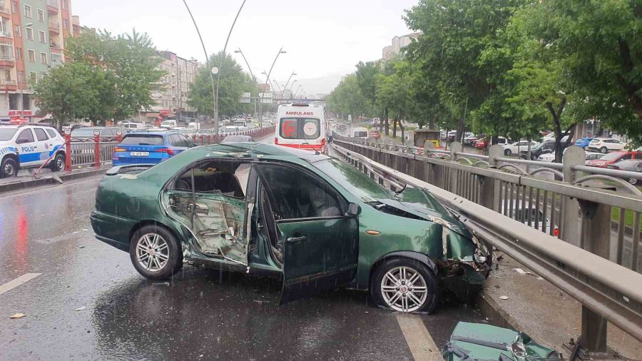 Yaralı Bebeğe Sağlık Personelinden "anne" Şefkati