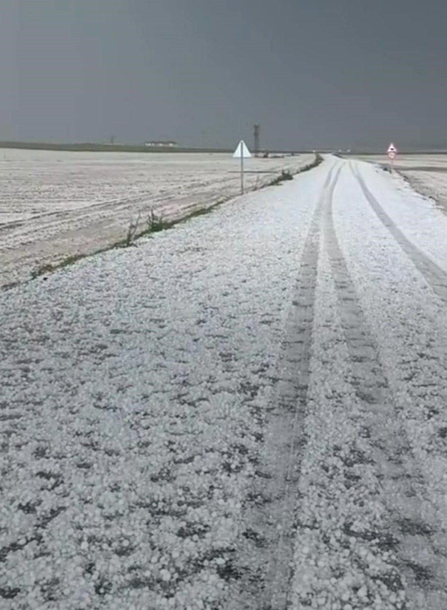 Yunak Ve Çeltik’te Dolu Yağışı Etkili Oldu