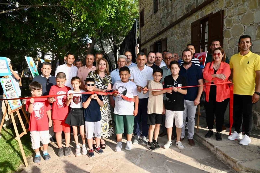 Side Kültür Evi’nde “çocuk Ressamlar Sergisi” Açıldı