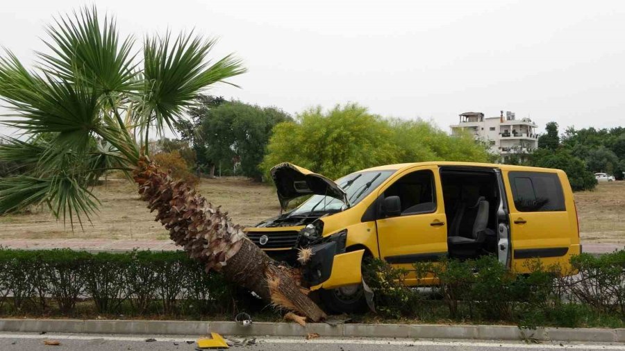 Kazayı Burnu Bile Kanamadan Atlattı