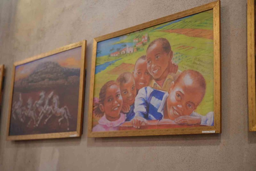 Niğde’de 31 Ülkeden 74 Sanatçının Eserlerinin Yer Aldığı Sergi Kapılarını Açtı