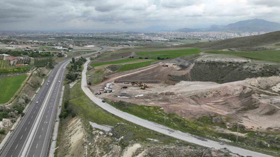 Başkan Büyükkılıç’tan Yüksek Hızlı Tren İncelemesi: "her Şey Yolunda Ve Seyrinde"