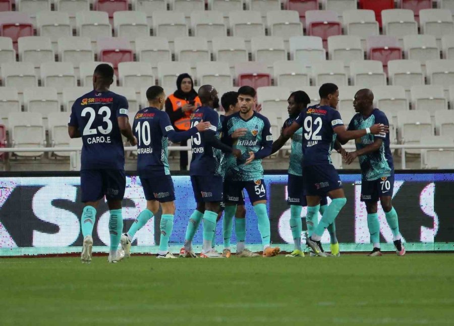 Kayserispor Sezonu Mağlubiyetle Kapattı