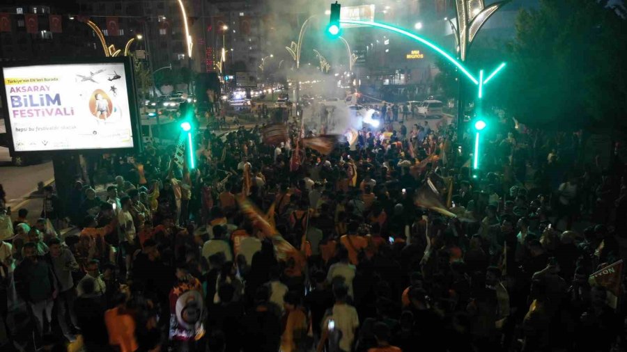 Galatasaray’ın 24. Şampiyonluğu Aksaray’da Coşkuyla Kutlandı