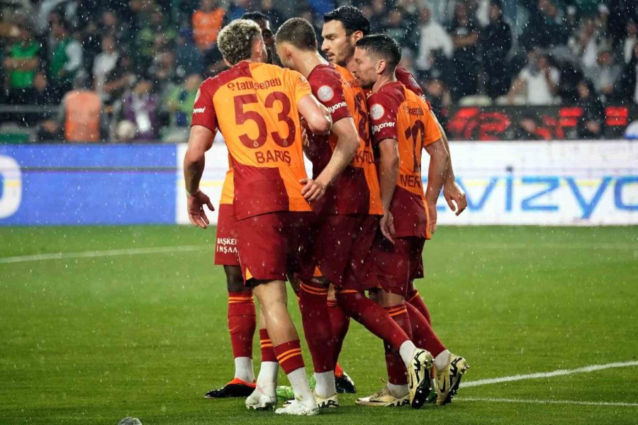 Galatasaray Rekor Puanla Şampiyon