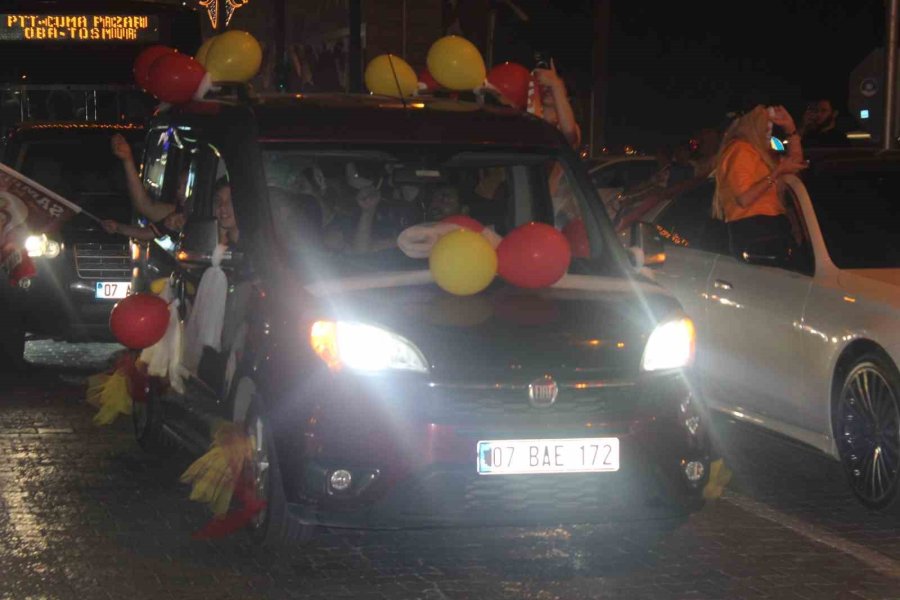 Alanya’da Galatasaray’ın 24. Şampiyonluğu Kutlanıyor